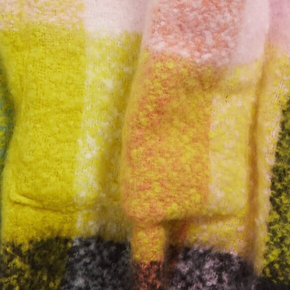 Plaid Blanket Scarf with Pockets In Rainbow Multi - Picture 5 of 5